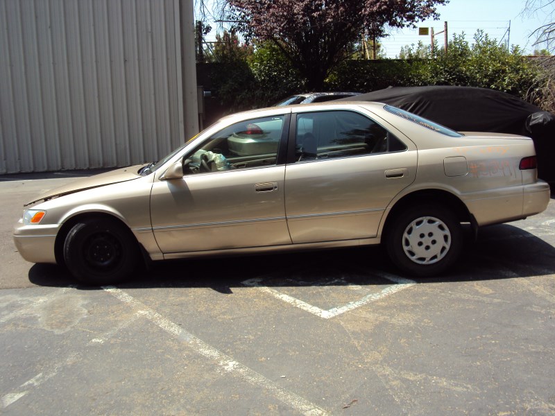 1997 toyota camry gold package #2