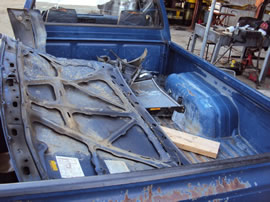 1987 TOYOTA PICKUP TRUCK REGULAR CAB SHORT BED STD MODEL 2.4L CARB MT 4 SPEED 2WD COLOR BLUE Z14689