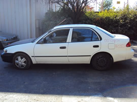 2000 TOYOTA COROLLA SEDAN CE MODEL 1.8L AT FWD COLOR WHITE Z13557