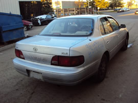 1996 TOYOTA CAMRY 4 DOOR SEDAN XLE MODEL 2.2L 4CYL CA EMISSIONS AT FWD COLOR SILVER Z13578