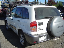 2002 TOYOTA RAV4 4 CYL, AUTO TRANS, COLOR: WHITE STK:Z09037