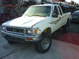 1992 TOYOTA PICK UP 3.0L MT 4X4 COLOR WHITE  XTRA CAB COLOR WHITE